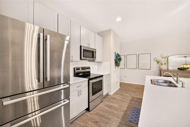 9805 Hunter Springs Drive, Conroe, TX 77306