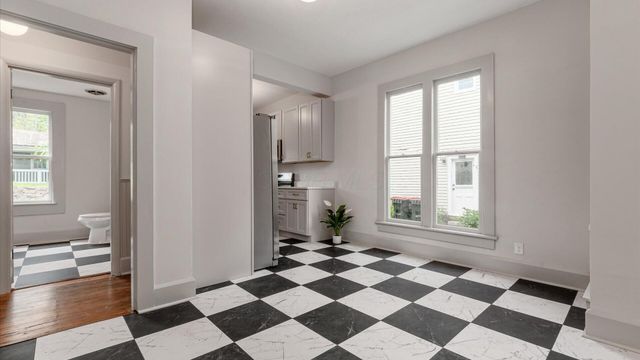 423 Hudson Avenue, Newark, OH 43055
