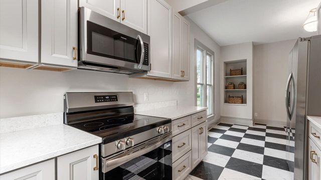 423 Hudson Avenue, Newark, OH 43055
