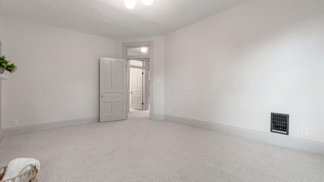 423 Hudson Avenue, Newark, OH 43055