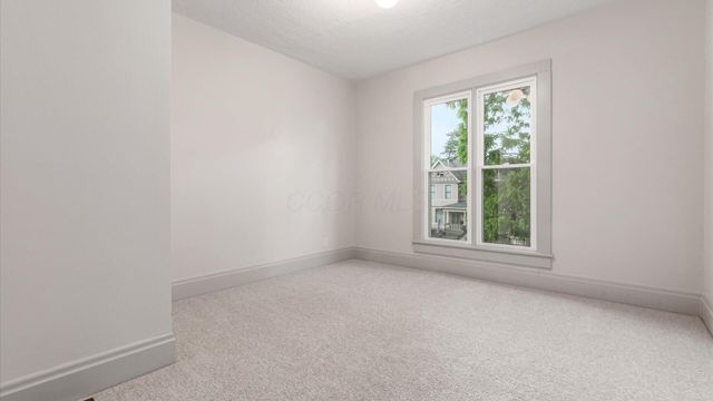 423 Hudson Avenue, Newark, OH 43055