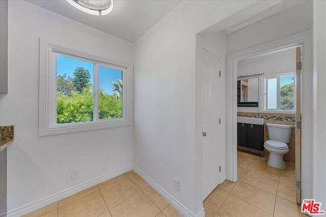 2954 Exposition Blvd 3, Santa Monica, CA 90404