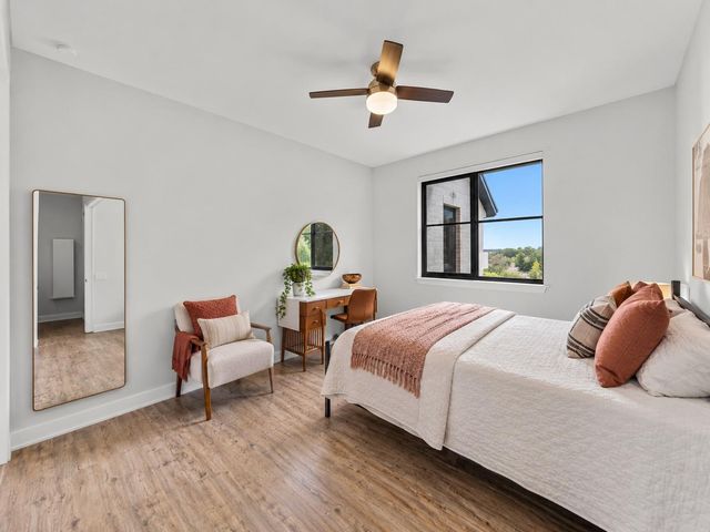 215 SANDY CREEK CV, Driftwood, TX 78619