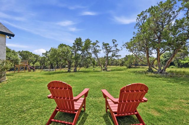 215 SANDY CREEK CV, Driftwood, TX 78619