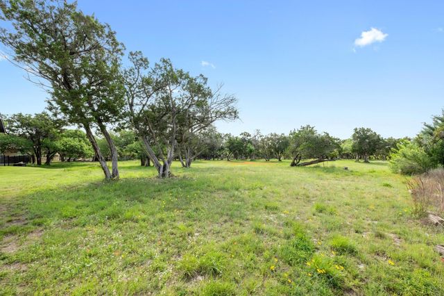 215 SANDY CREEK CV, Driftwood, TX 78619
