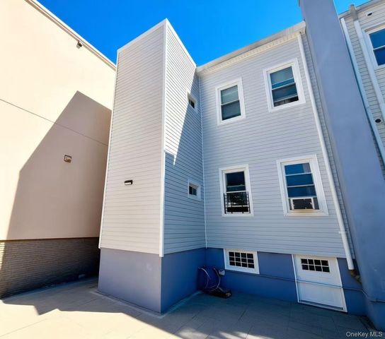 5431 Nurge Avenue, Maspeth, NY 11378