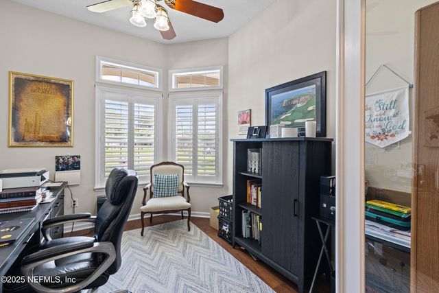 9662 RED SQUIRREL Lane, Jacksonville, FL 32219