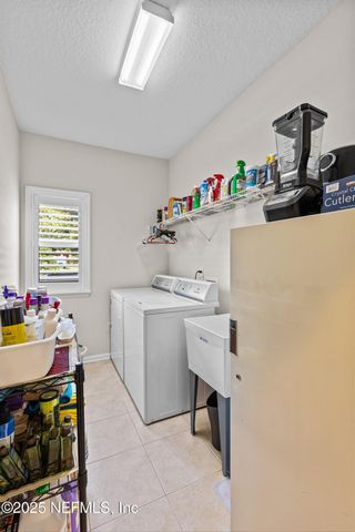 9662 RED SQUIRREL Lane, Jacksonville, FL 32219