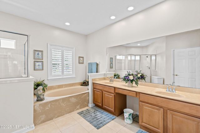 9662 RED SQUIRREL Lane, Jacksonville, FL 32219