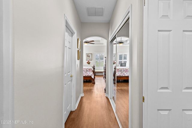 9662 RED SQUIRREL Lane, Jacksonville, FL 32219