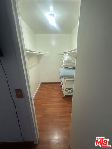 100 S Doheny Drive 213, Los Angeles, CA 90048