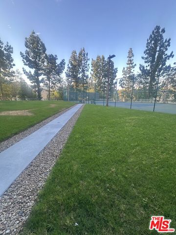 100 S Doheny Drive 213, Los Angeles, CA 90048