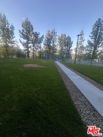 100 S Doheny Drive 213, Los Angeles, CA 90048
