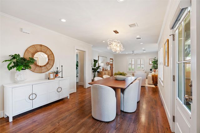 1111 Le Green Street, Houston, TX 77009