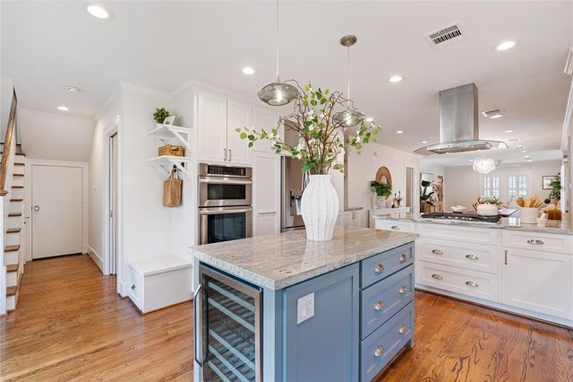 1111 Le Green Street, Houston, TX 77009
