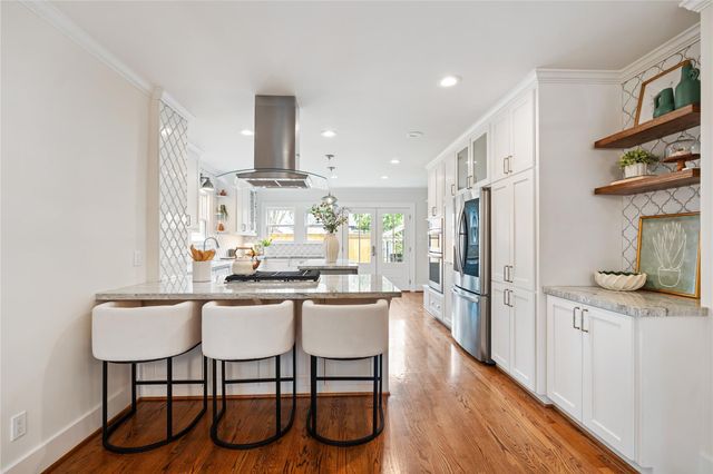 1111 Le Green Street, Houston, TX 77009