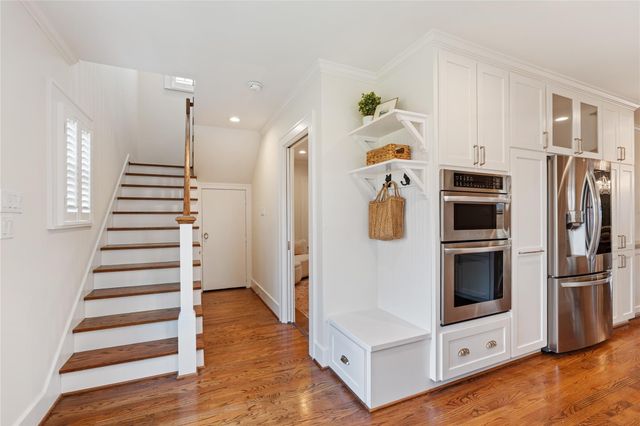 1111 Le Green Street, Houston, TX 77009