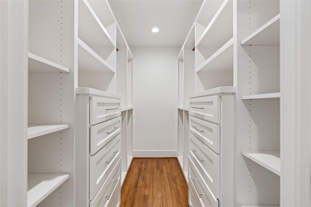 1111 Le Green Street, Houston, TX 77009