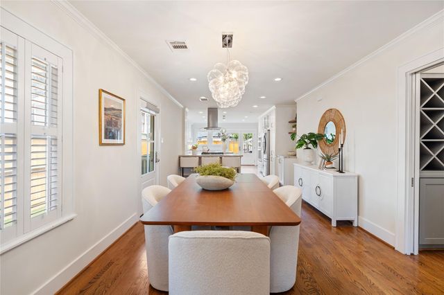 1111 Le Green Street, Houston, TX 77009