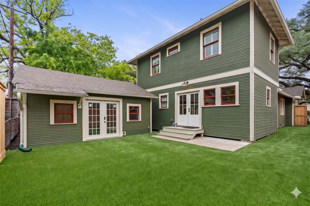 1111 Le Green Street, Houston, TX 77009