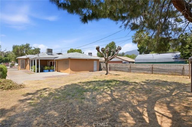 3857 N Sierra, San Bernardino, CA 92405