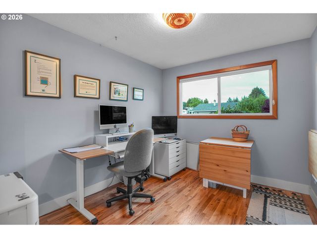 15051 Se WY EAST Ave, Damascus, OR 97089