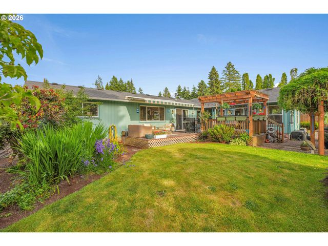 15051 Se WY EAST Ave, Damascus, OR 97089