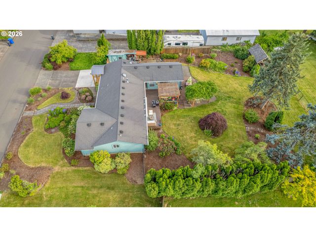 15051 Se WY EAST Ave, Damascus, OR 97089