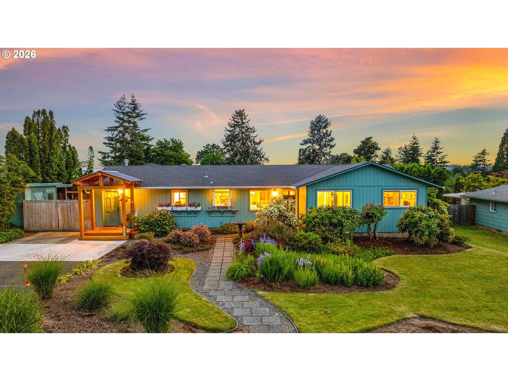 15051 Se WY EAST Ave, Damascus, OR 97089