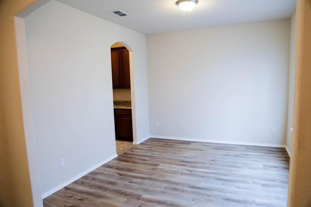 3213 Peninsula Trail, Denton, TX 76208