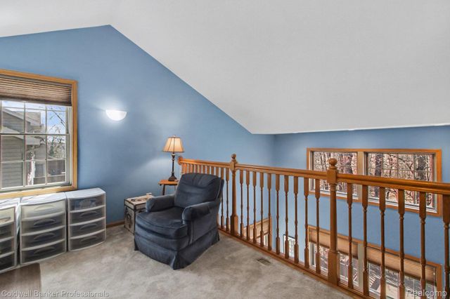 252 Stratford Lane, Orion Charter Township, MI 48360