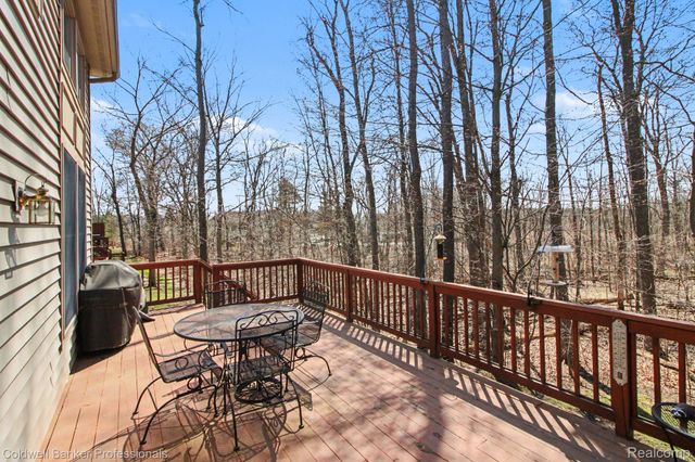 252 Stratford Lane, Orion Charter Township, MI 48360