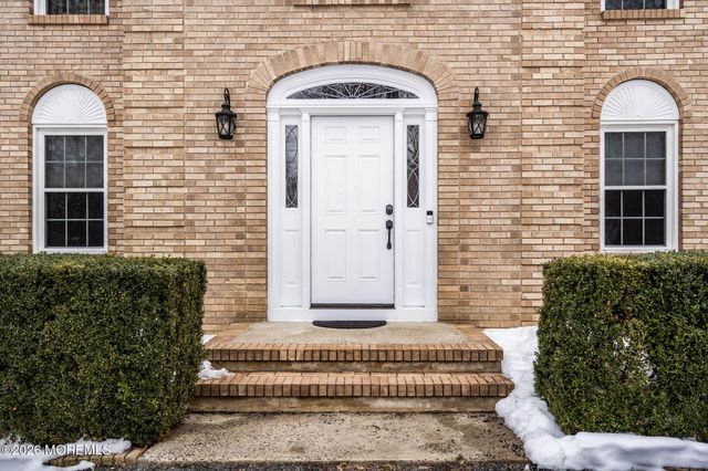 31 Pitney Lane, Jackson, NJ 08527