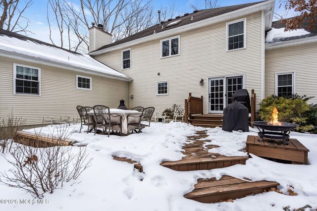 31 Pitney Lane, Jackson, NJ 08527