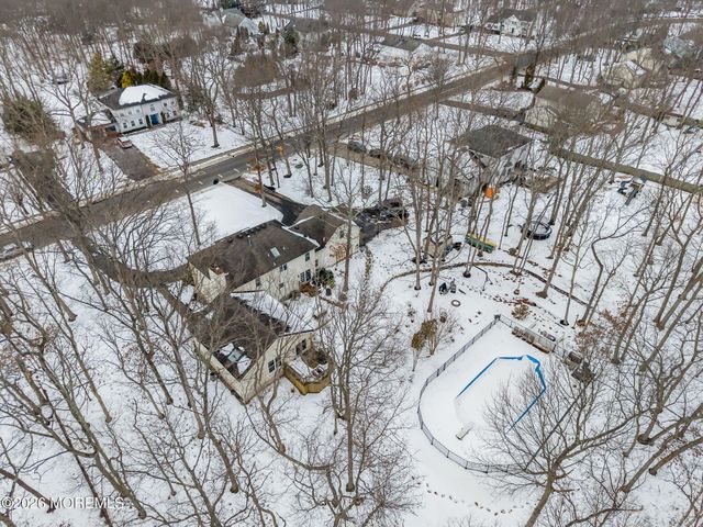 31 Pitney Lane, Jackson, NJ 08527