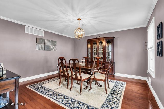 31 Pitney Lane, Jackson, NJ 08527