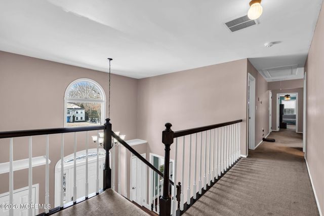 31 Pitney Lane, Jackson, NJ 08527