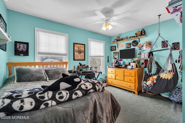 31 Pitney Lane, Jackson, NJ 08527