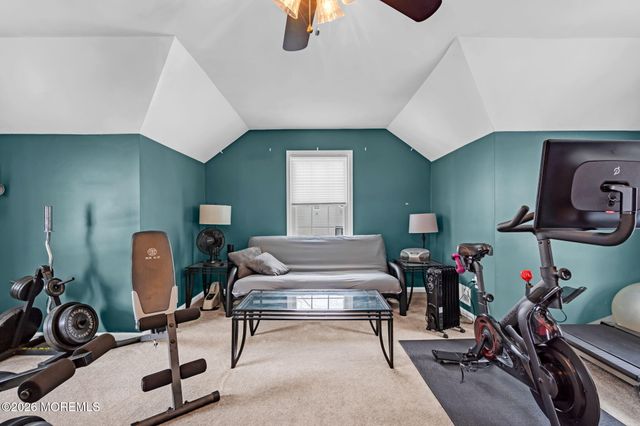 31 Pitney Lane, Jackson, NJ 08527