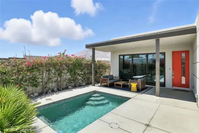 3345 Ambassador Drive, Palm Springs, CA 92262