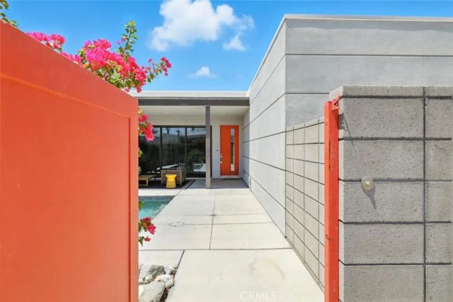 3345 Ambassador Drive, Palm Springs, CA 92262