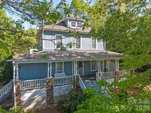 33 Vance Avenue, Black Mountain, NC 28711