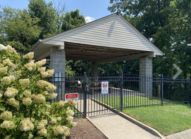 1047 Brittany Park Dr, Antioch, TN 37013