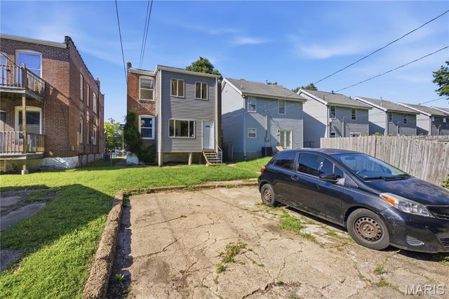 3226 Arsenal Street, St Louis, MO 63118