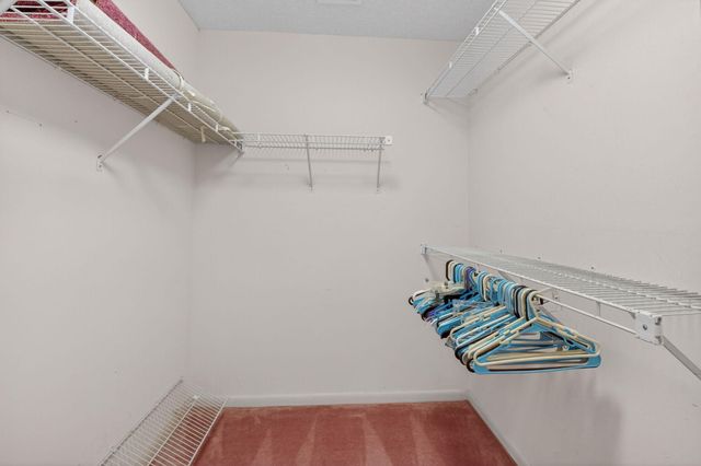 10279 N Circle Lake Drive 202, Boynton Beach, FL 33437