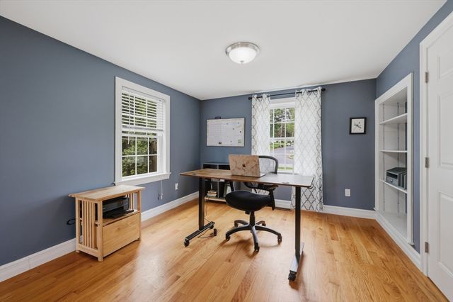 5 Laclede Avenue, Framingham, MA 01701