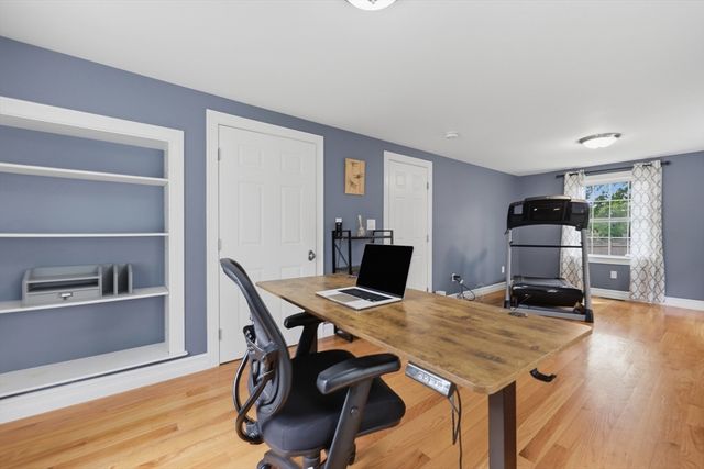 5 Laclede Avenue, Framingham, MA 01701