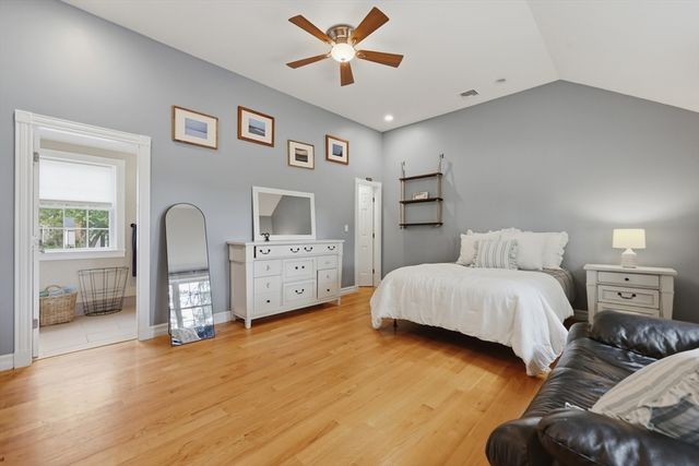 5 Laclede Avenue, Framingham, MA 01701