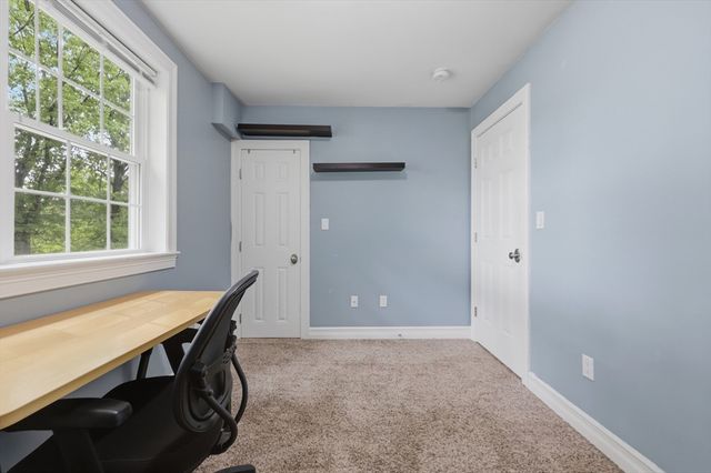 5 Laclede Avenue, Framingham, MA 01701