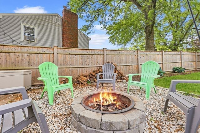 5 Laclede Avenue, Framingham, MA 01701